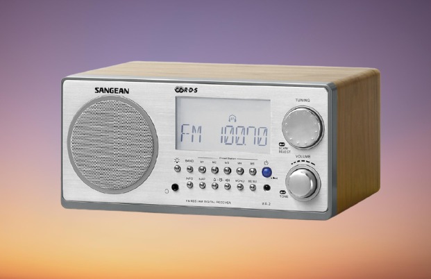 Sangean WR-2 AM FM Wooden Cabinet Digital Tuning Radio